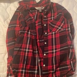 Small Old Navy Plaid women’s shirt